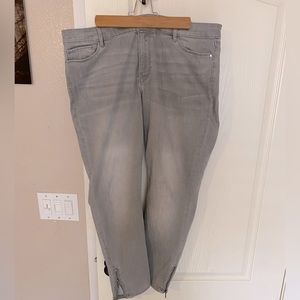 WHBM Gray Slim Ankle Denim W/ Zipper Detail. Size 14